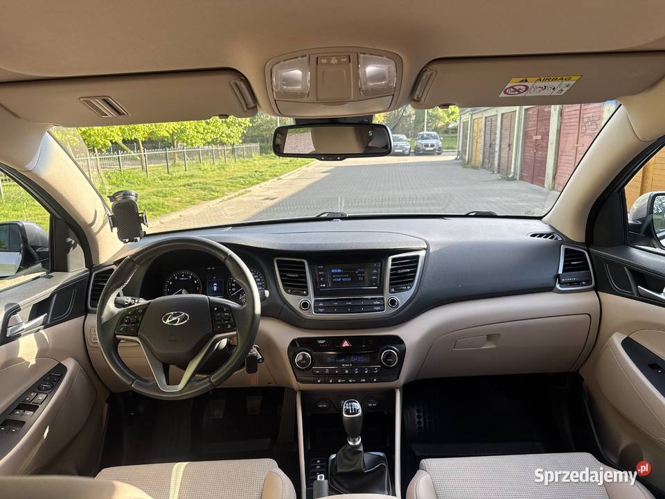 Hyundai Tucson III salon 119000