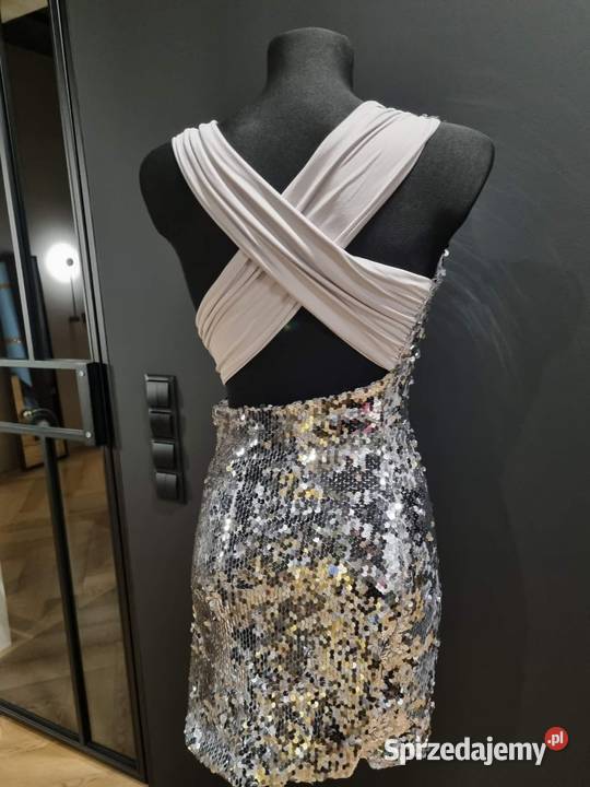 Sukienka wieczorowosylwestrowa
