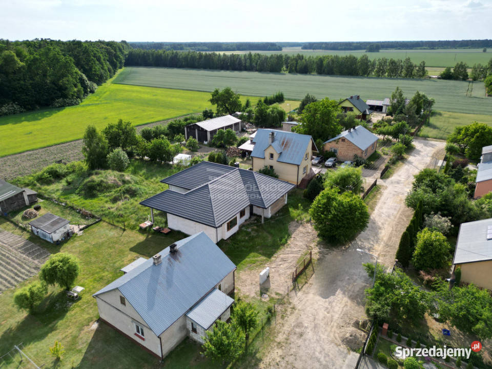 Parterowy dom do wykończenia Nieruchomości Woroniec