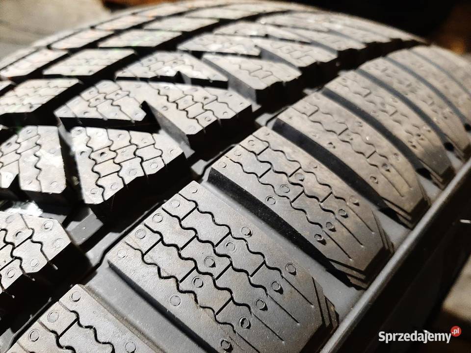 4x Opona nieużywana zimowa 26545R18 DUNLOP 234 Zaścianki