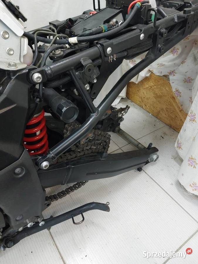 Suzuki DL 1000 Vstrom części Łódź sprzedam