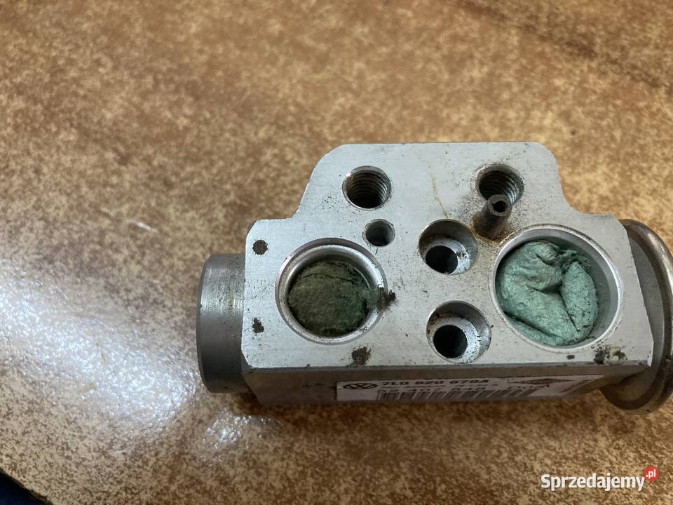 ZAWÓR ROZPRĘŻNY 7L0820679 VW TOUAREG CAYENNE osobowe Części samochodowe