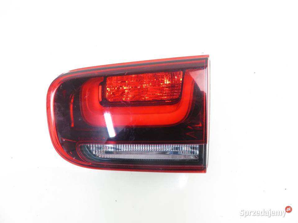 LAMPA PRAWA TYLNA KLAPA CITROEN C4 CACTUS