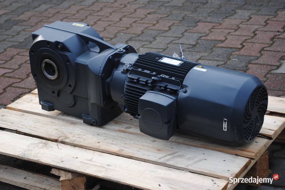 Motoreduktor kątowy 55kw 503obrmin z blokadą Kargowa