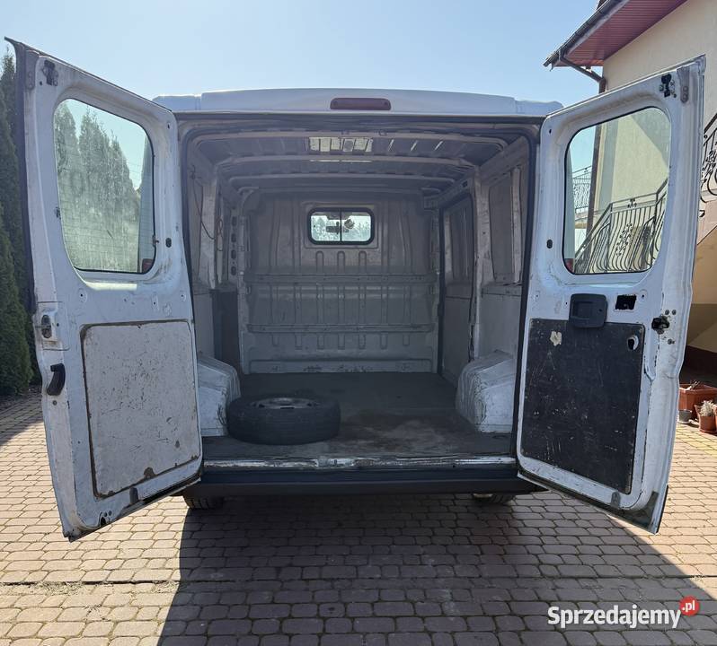 Bus Fiat Ducato L2H1 blaszak Rok produkcji 2011 Siedlce