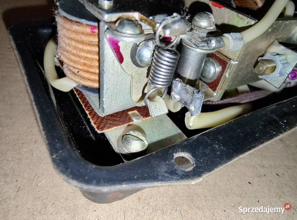 Regulator napięcia PP31 X60 roku K750 M72 M61 wielkopolskie Leszno