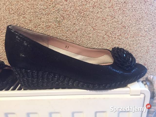 półbuty czarne damskie Apia Warszawa sprzedam