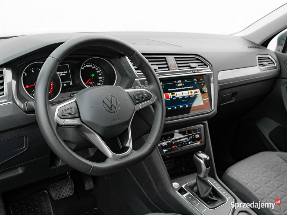 Volkswagen Tiguan WD6495T15 TSI LIFE DSG Podgrzf benzyna