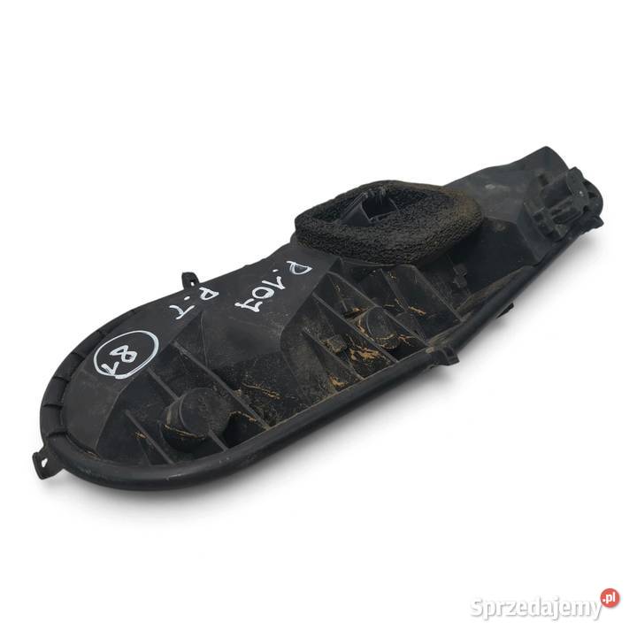 WKŁAD TYLNEJ LAMPY PRAWY Peugeot 107 Citroen C1 osobowe Chełm