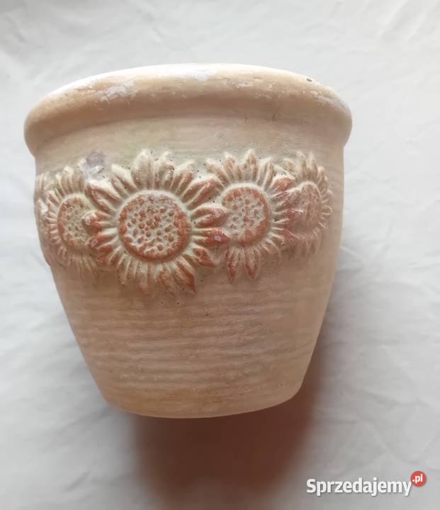 Ceramiczna doniczka z reliefem w formie Porcelana i szkło Koźminek