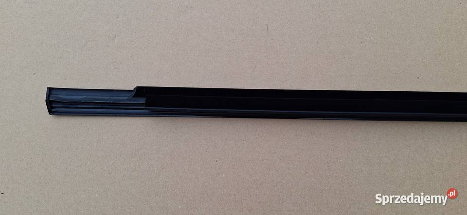 MERCEDES GLC X253 W253 LISTWA ZGARNIAJĄCA DRZWI Kargowa