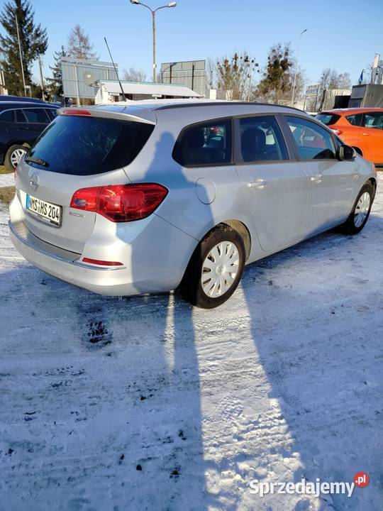 Opel astra j pełne udokumentowanie książki Budzyń sprzedam