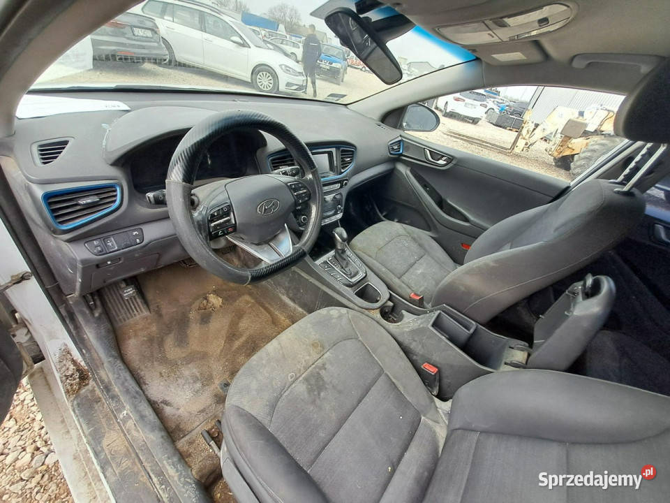 Hyundai IONIQ 4/5 Hyundai Komorniki