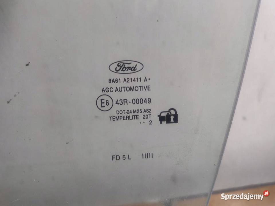SZYBA DRZWI LEWY PRZÓD FORD FIESTA MK7 5D 12R