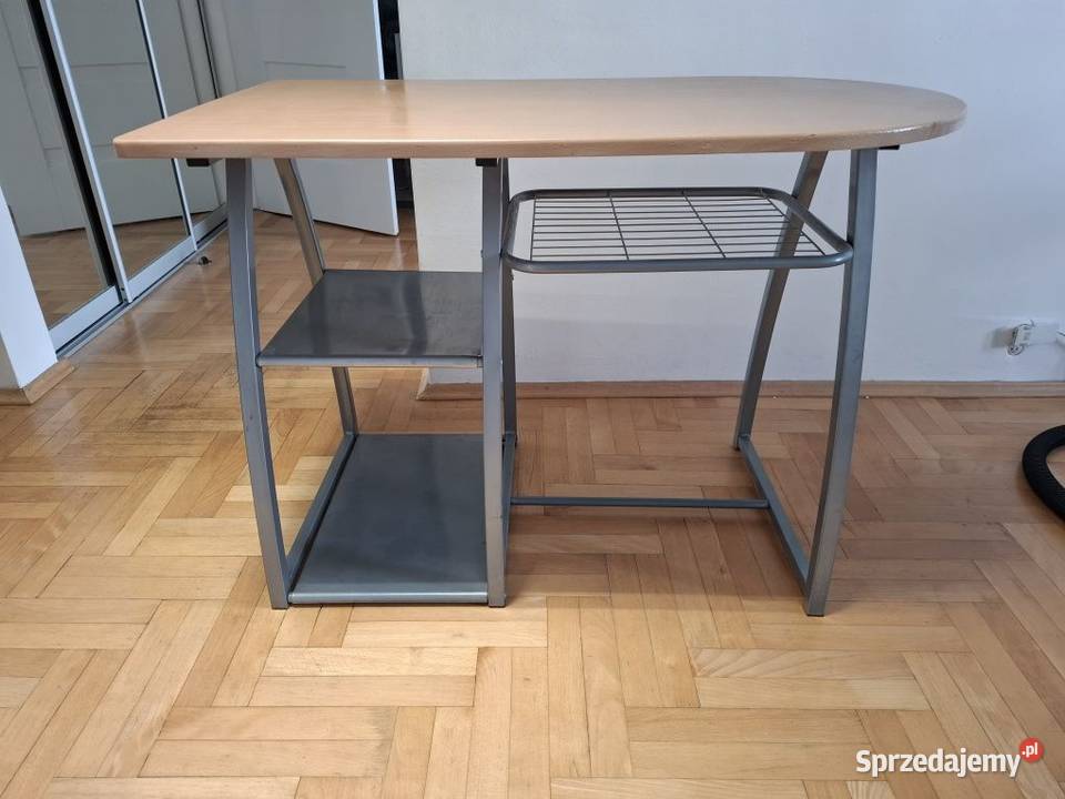 Mały stół sprzedam