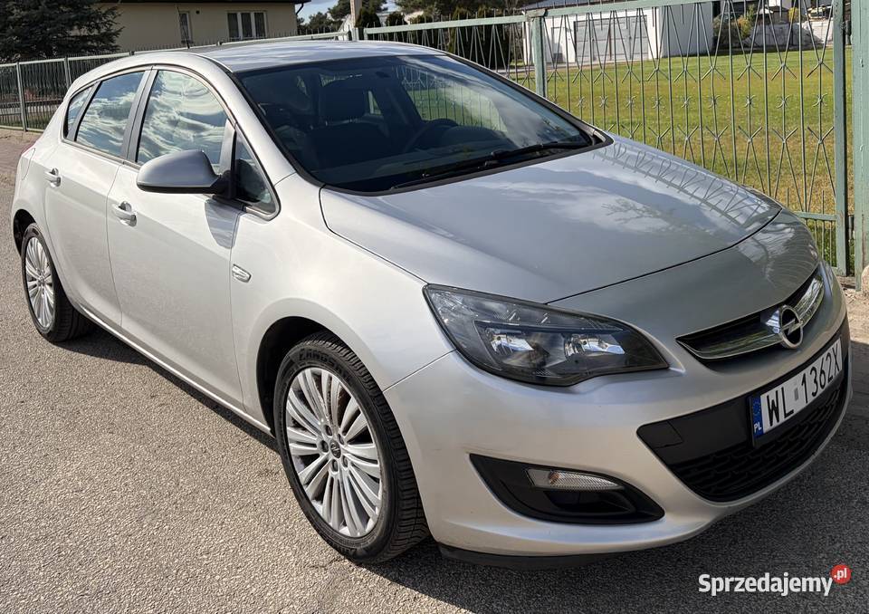 OPEL ASTRA J 2014 16 Benzyna 124 Zarejestrowany w Polsce Wieliszew