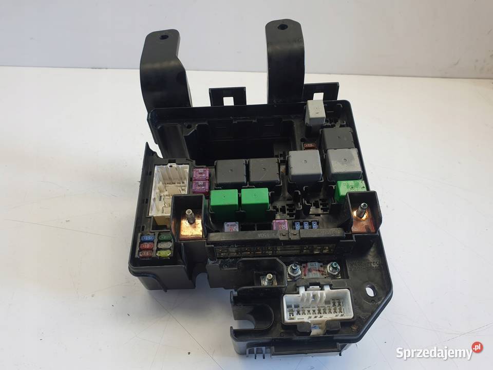 Kia Sorento II 22 CRDI SKRZYNKA BEZPIECZNIKÓW osobowe Części samochodowe Rudka