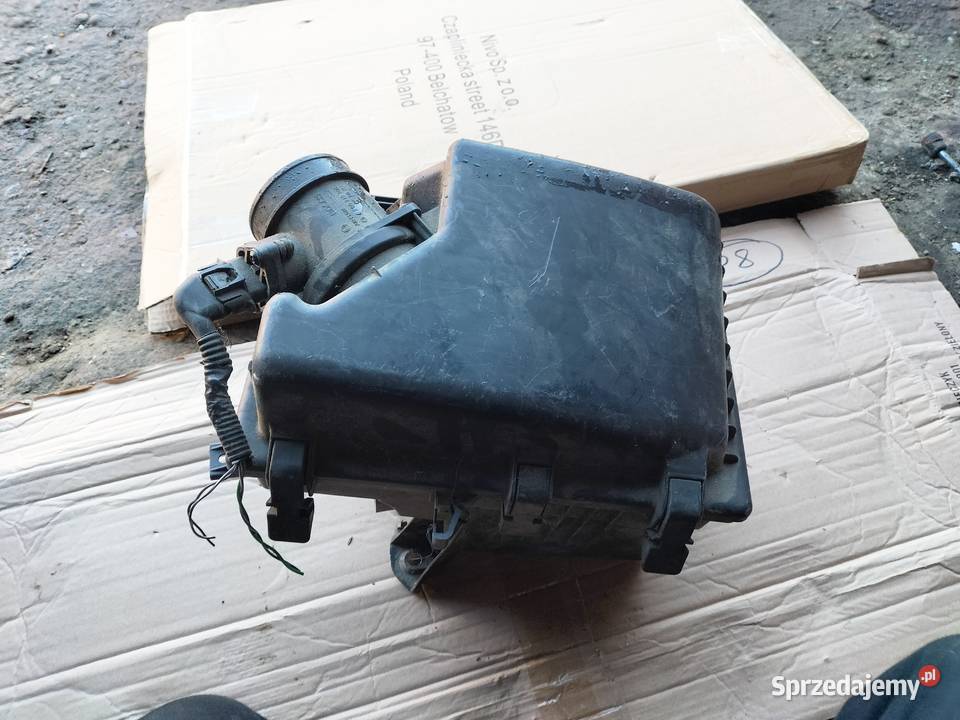 OBUDOWA KORPUS FILTRA POWIETRZA VOLVO 8638495 Kamień-Kolonia