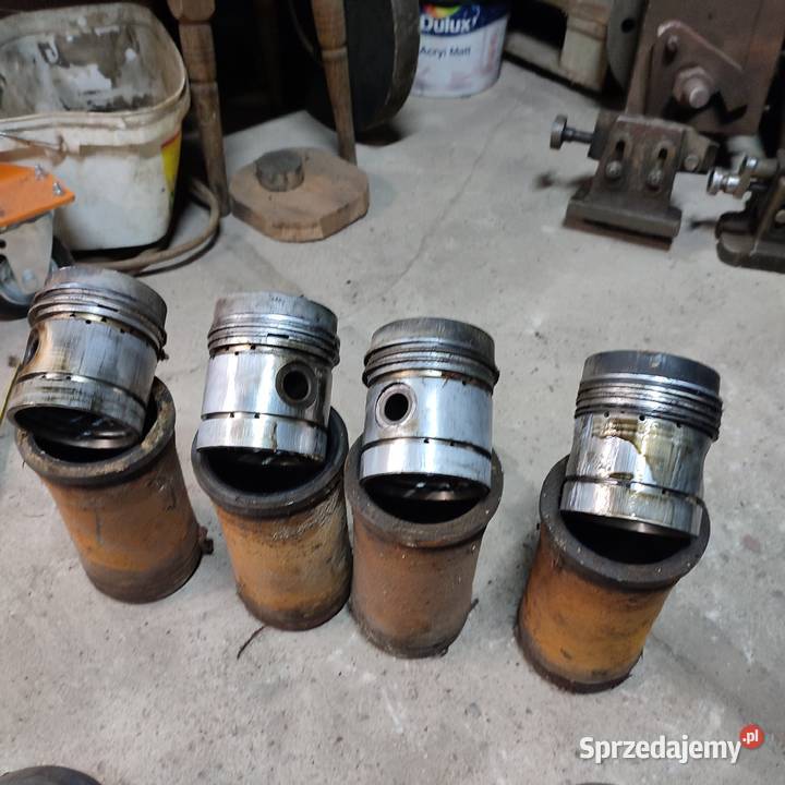 Tłoki C360 Używane czytaj opis 200 lubelskie Radzyń Podlaski