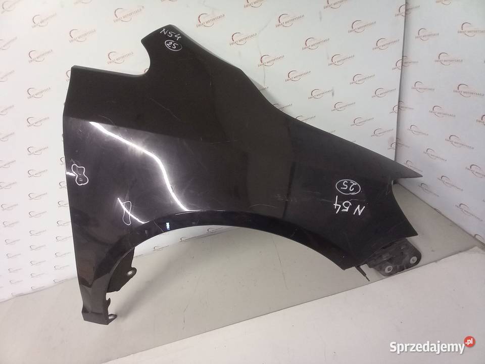 VW GOLF V PLUS 07r błotnik prawy przód 120 osobowe Kielce