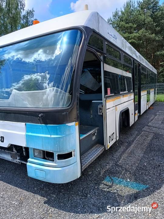 Autobus lotniskowy Cobus 0127 Kraków