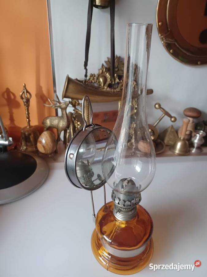 Naftowa lampa z czasów PRL Poznań