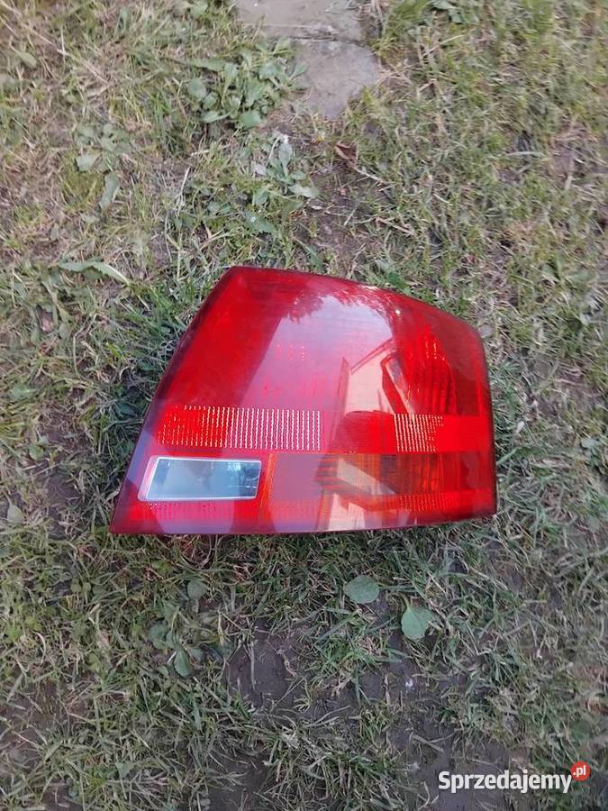 Prawa tylna lampa do audi A4 B7 Avant małopolskie Rokiciny Podhalańskie