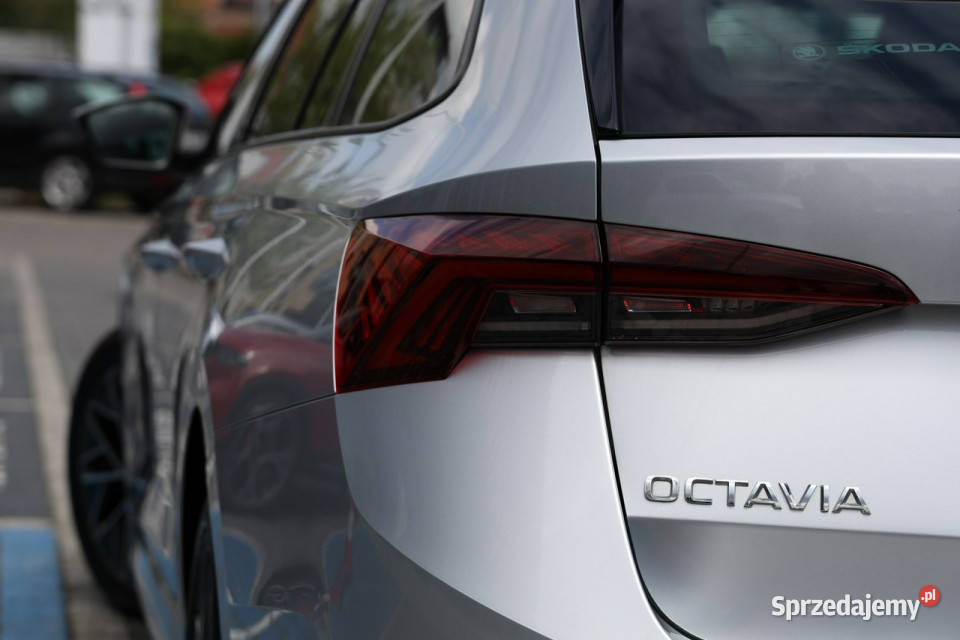 koda Octavia 15 TSI 150 kamera led smart link kamera cofania śląskie Tychy