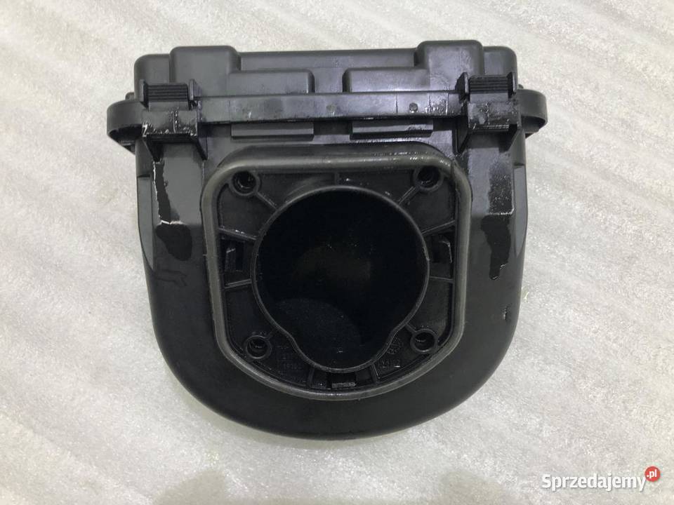 PUSZKA SKRZYNKA BEZPIECZNIKÓW BMW F31 9224872 osobowe