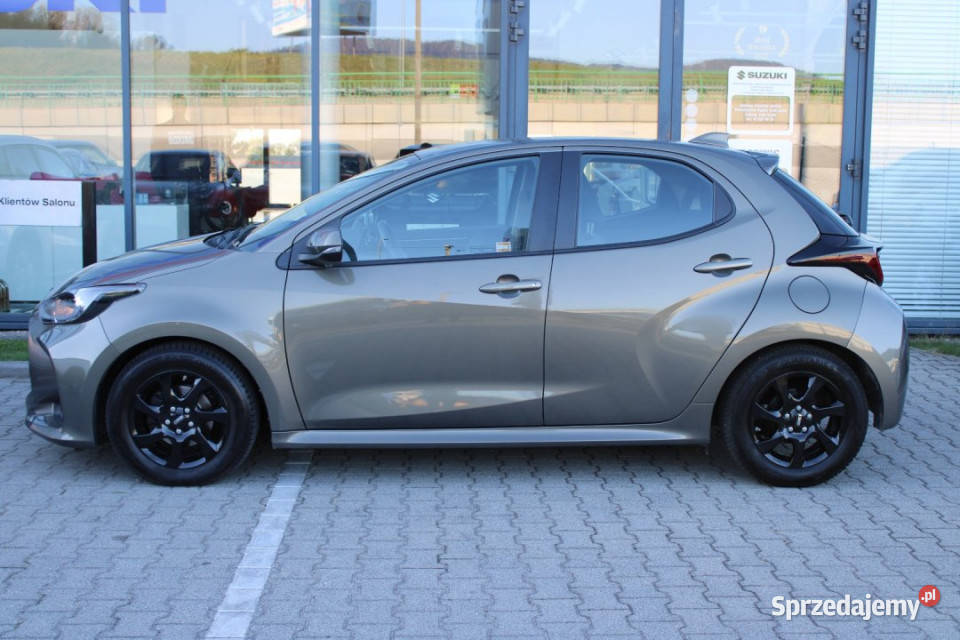 Toyota Yaris 2022r Salon Polska Niski przebieg I Motoryzacja Bielsko-Biała sprzedam