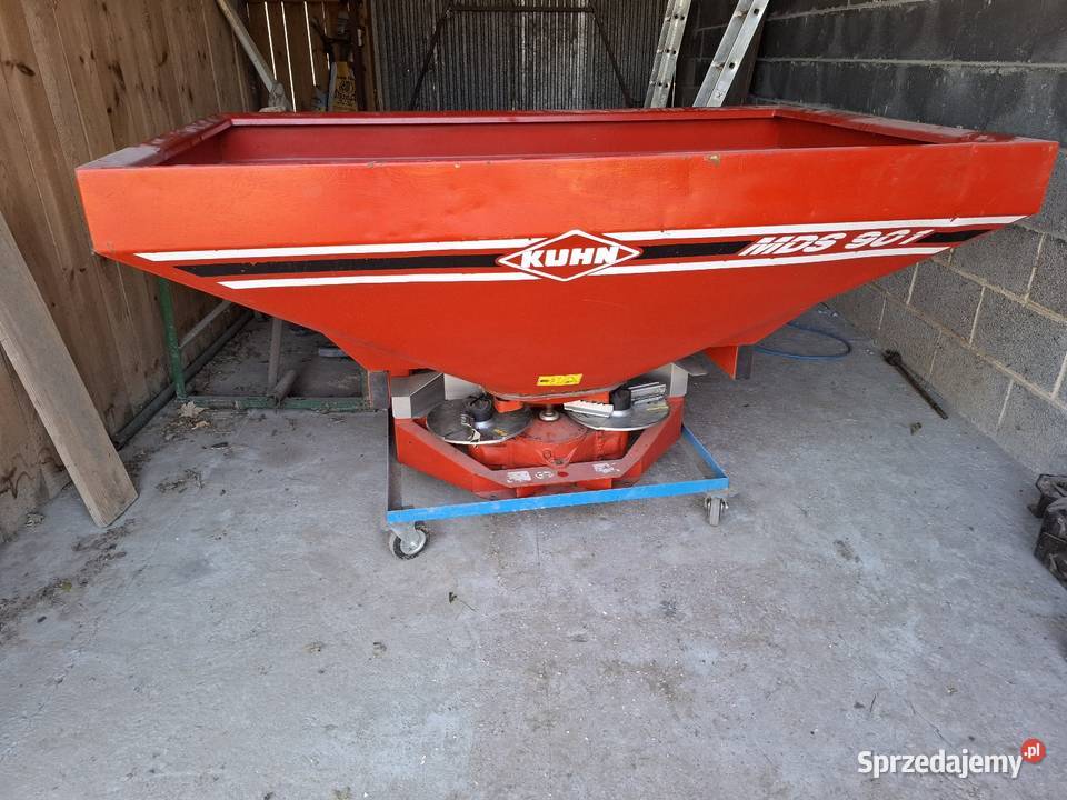 Rozsiewacz kuhn mds 901 sprzedam