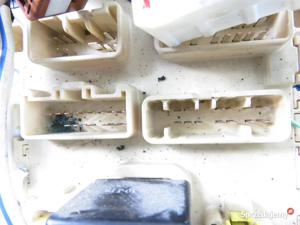 BSI SUZUKI SWIFT III MZ EZ 13 4x4 RS 413 M13A Skrzynki bezpieczników