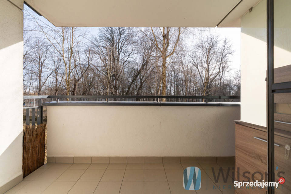 sprzedaży mieszkania 593m2 3 pokoje Łomianki