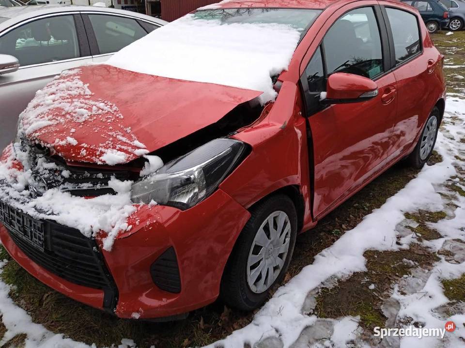 Toyota Yaris 10b Mały przebieg pierwszy Cyców