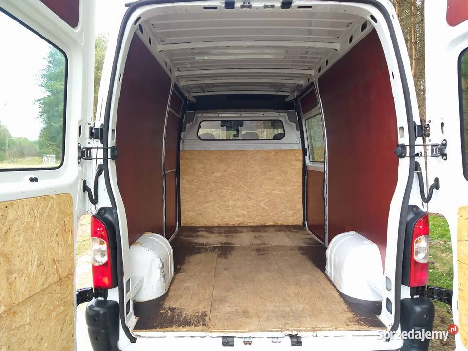 Ładny Renault Master z klimą drzwi na 2 strony z