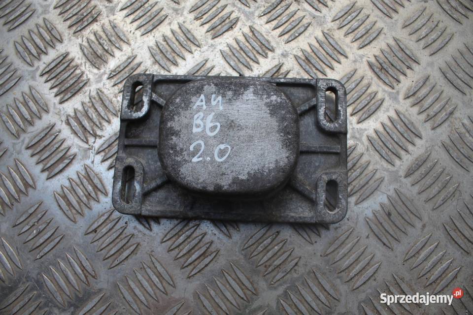 ŁAPA WSPORNIK SILNIKA AUDI A4 B6 20 8E0199335K