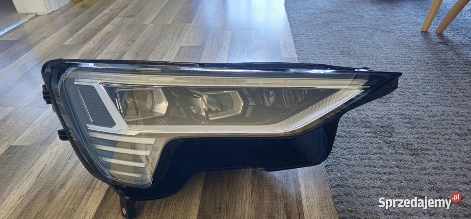 Audi ETron SUV 55 quattro Reflektor prawy OEM Pielgrzymka sprzedam