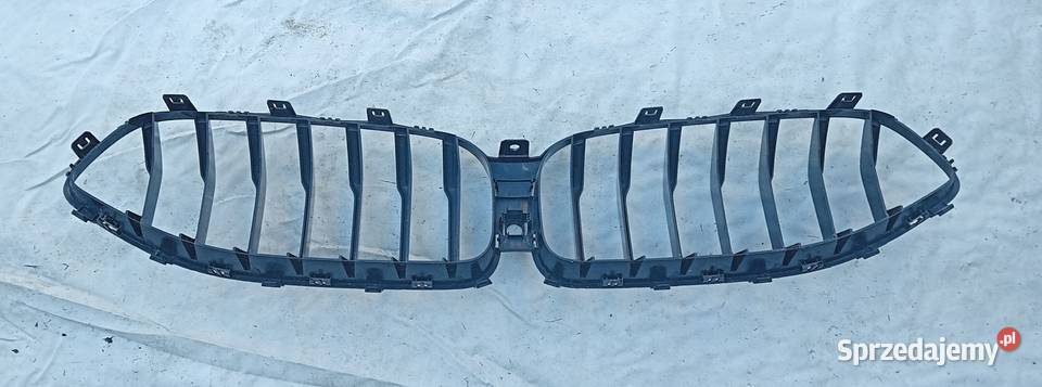 BMW 8 G14 atrapa grill zderzaka sprzedam