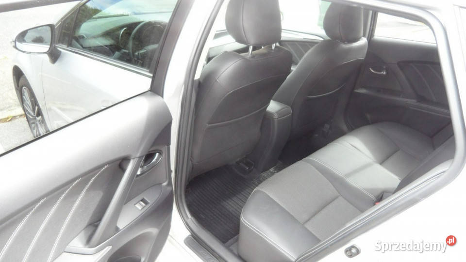 Toyota Avensis III 2009 sprzedam