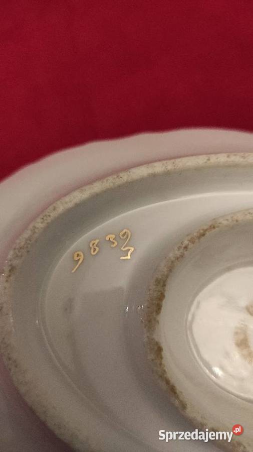 Sosjera
Styl Chippendale
Porcelana w białym łódzkie Pabianice