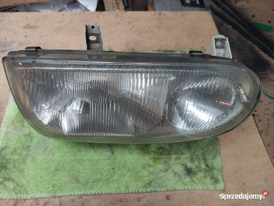 Lampa lewy przód VW Golf 3 osobowe podkarpackie Jarosław