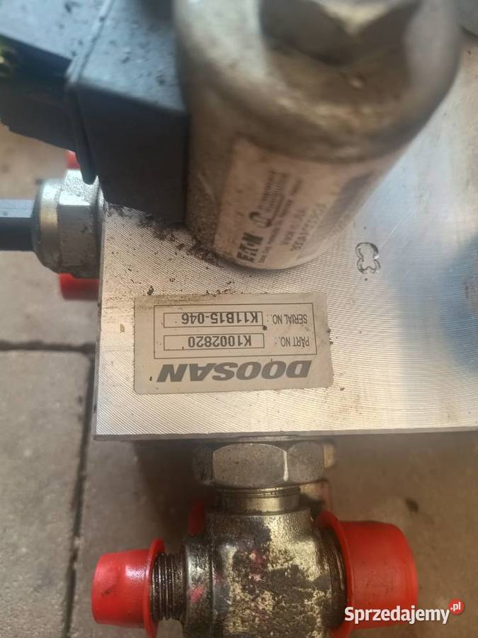 Doosan DX140W zawór hydrauliczny K11B15046 Staszów sprzedam
