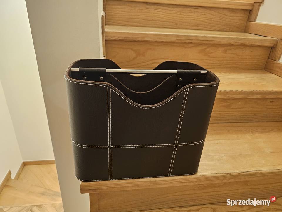 Gazetownik ze skóry z uchwytem aluminiowym Kraków