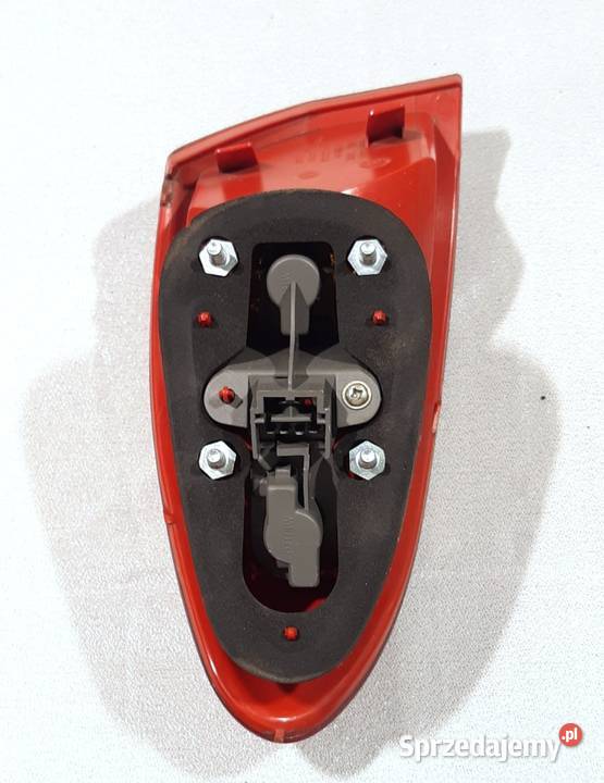 LAMPA PRAWY TYŁ ALFA ROMEO 147 03323010 Mielęcin