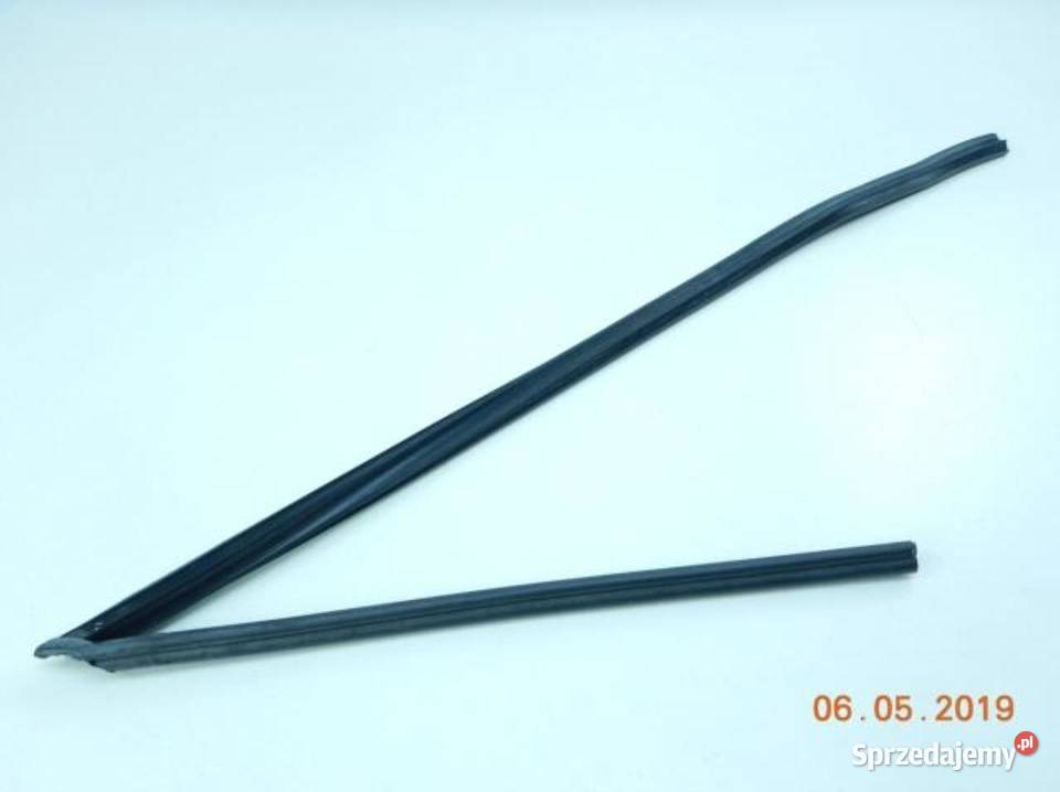 USZCZELKA SZYBY DRZWI PRAWY TYŁ FORD FIESTA 02 sprzedam