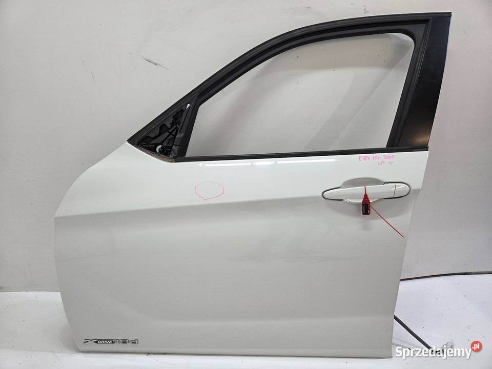 DRZWI LEWY PRZÓD PRZEDNIE BMW X1 E84 300 lubelskie Strzyżewice