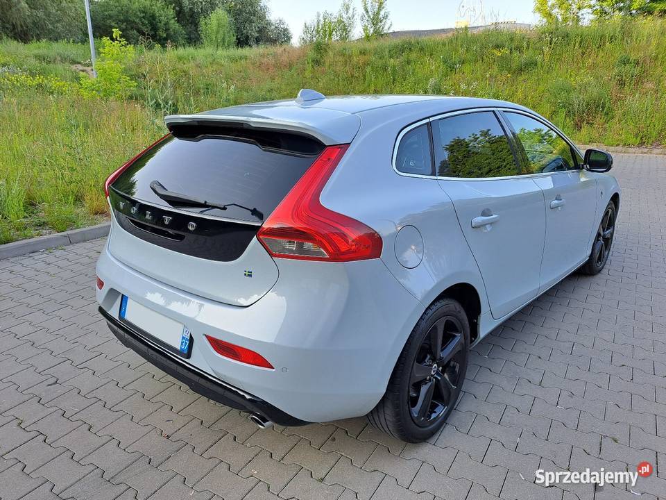 Volvo V40 D3 20D 150 Alu Klimatronik Led Kamera komputer pokładowy Koziegłowy