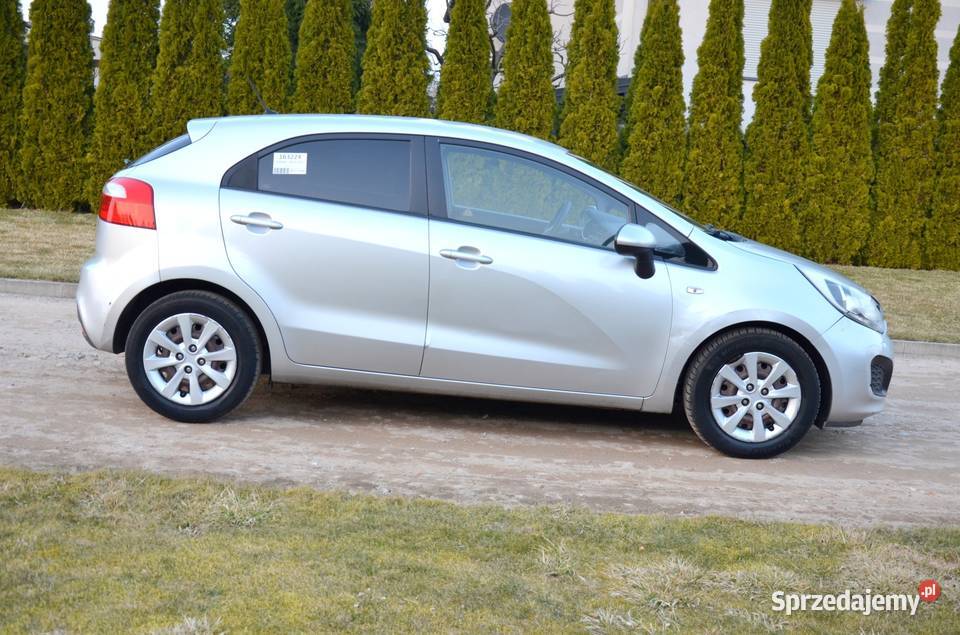 Kia Rio III 12 benzyna 85 Rok produkcji 2012 wielkopolskie