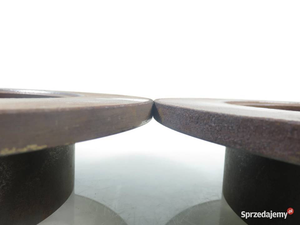 TARCZE HAMULCOWE TYŁ VW PASSAT B5 19 TDI osobowe Motoryzacja