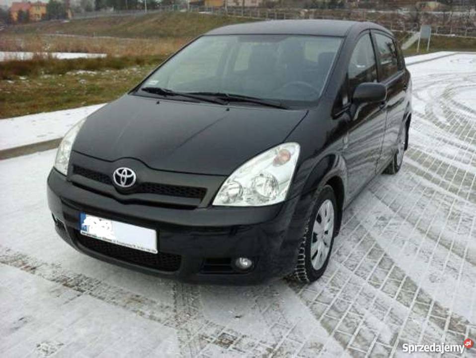 Toyota Corolla Verso 20 D4D 2005r czarny 5 elektryczne lusterka Mielec sprzedam
